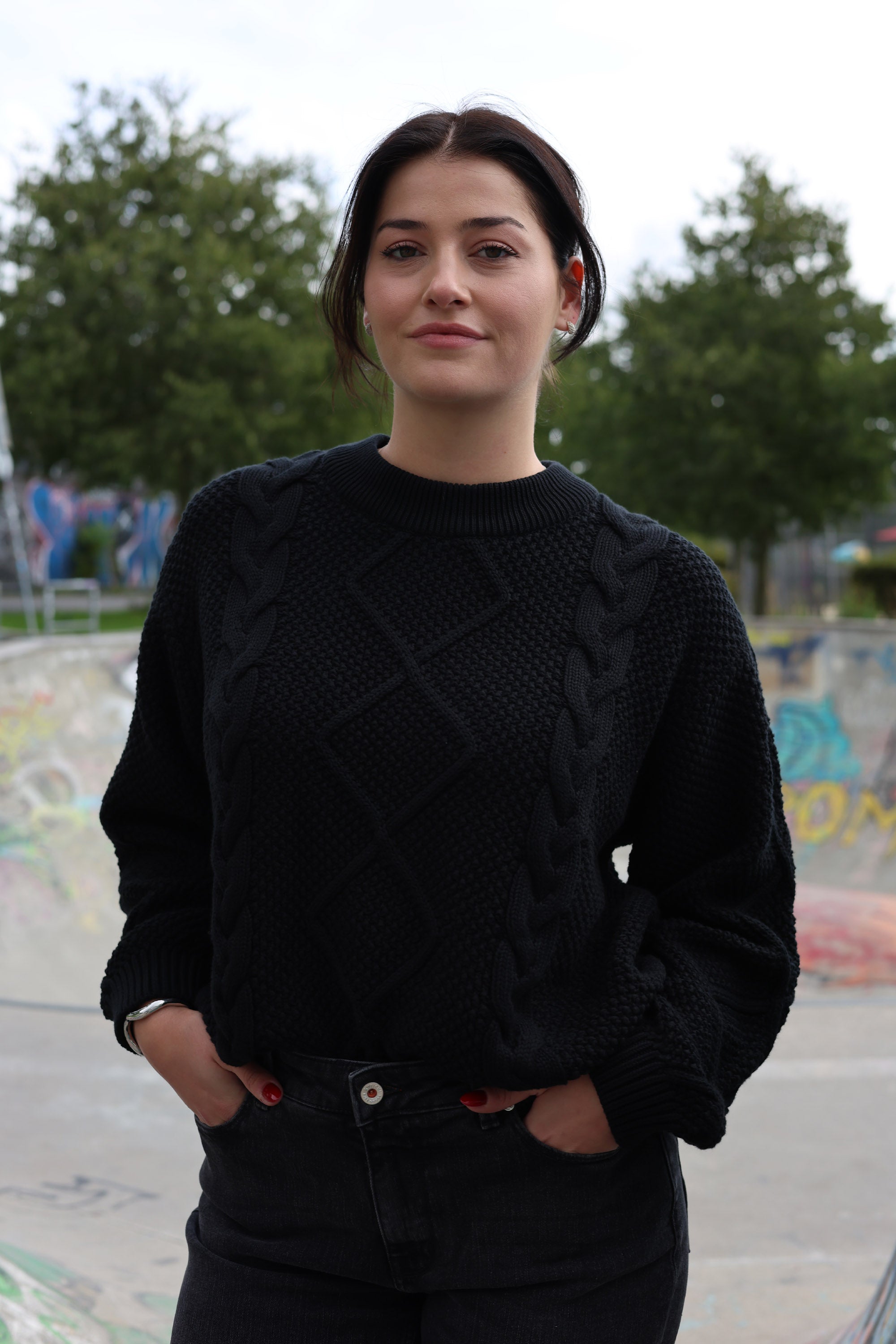 MELA WEAR Zopfmuster Strickpullover SAMAIRA für Frauen aus GOTS-Zertifizierter Bio-Baumwolle in schwarz