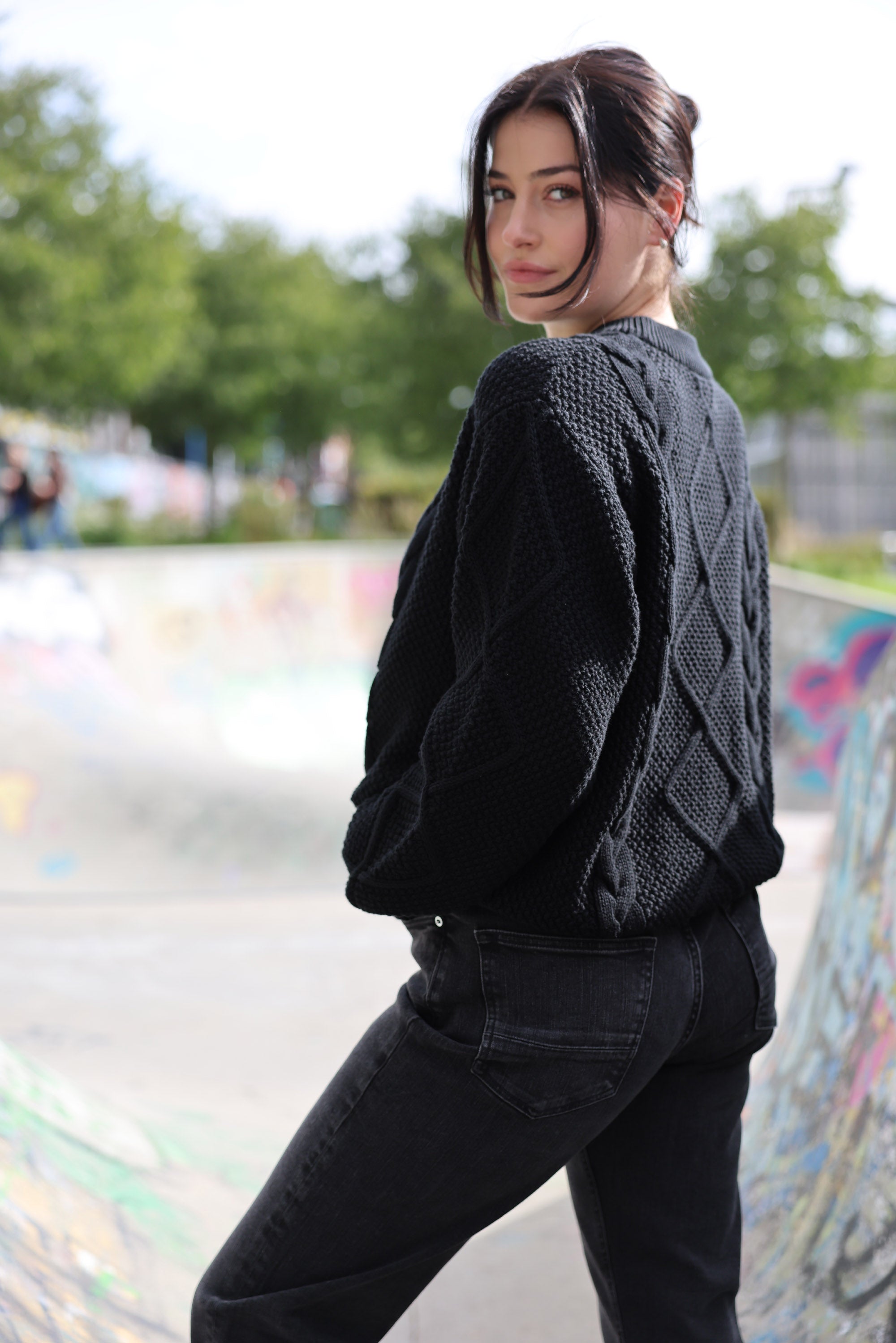 MELA WEAR Zopfmuster Strickpullover SAMAIRA für Frauen aus GOTS-Zertifizierter Bio-Baumwolle in schwarz